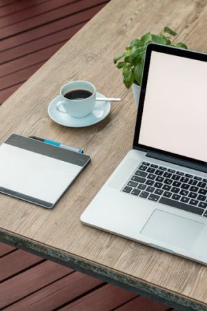 MacBook Pro touchbar  2020