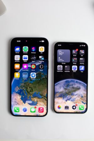 iPhone 14 simple